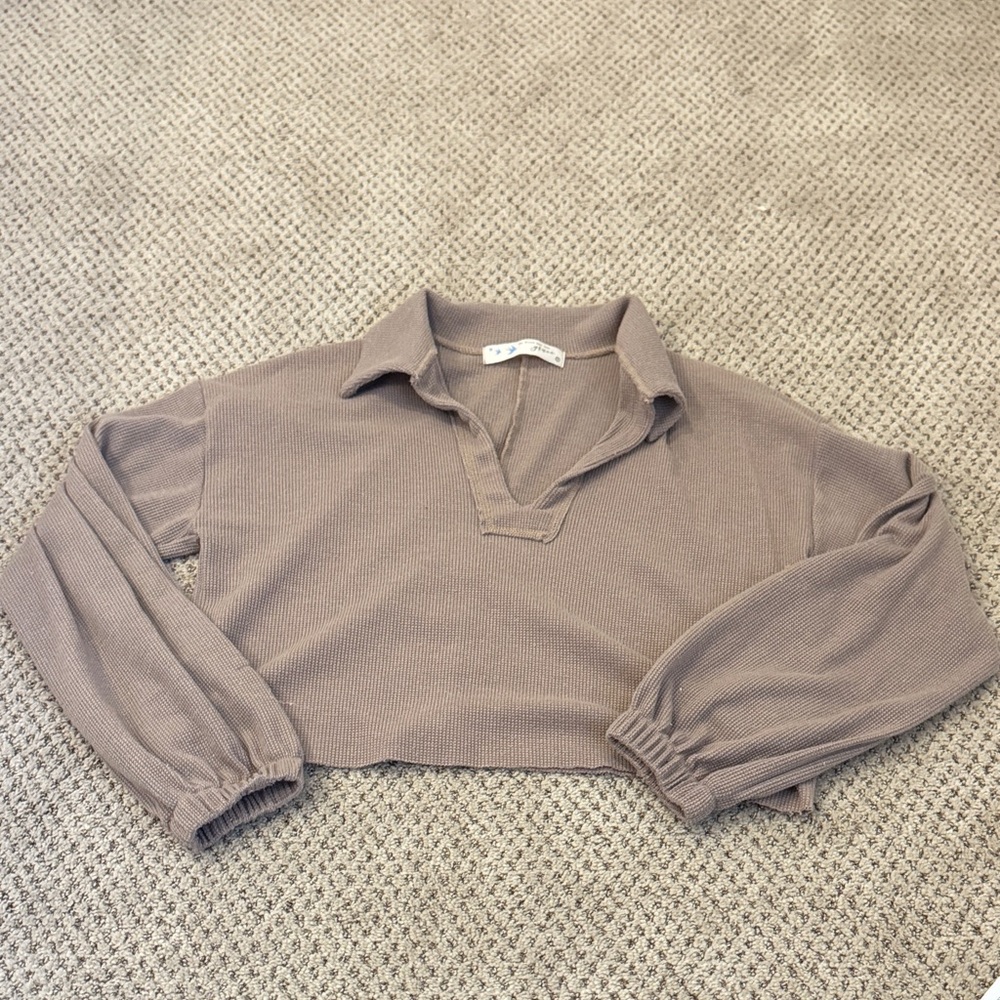 Lightweight Collared Taupe Long Sleeve Cropped Sweater
